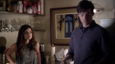 PLL_S04E20_720p_JACK_Up_DownloadSeriesHere_1144.jpg