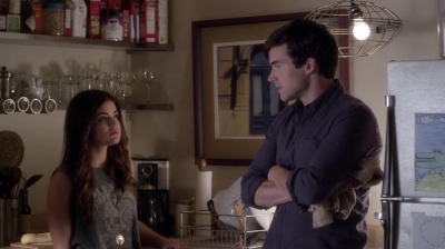 PLL_S04E20_720p_JACK_Up_DownloadSeriesHere_1175.jpg