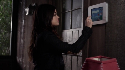 PLL_S04E20_720p_JACK_Up_DownloadSeriesHere_1439.jpg