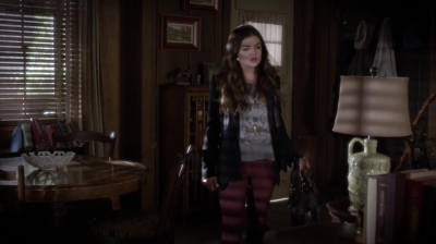 PLL_S04E20_720p_JACK_Up_DownloadSeriesHere_1558.jpg