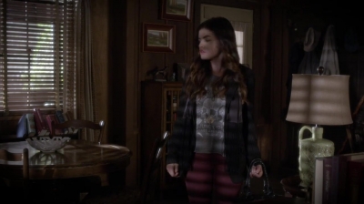 PLL_S04E20_720p_JACK_Up_DownloadSeriesHere_1560.jpg
