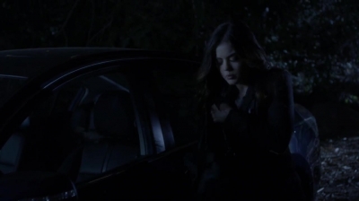 PLL_S04E20_720p_JACK_Up_DownloadSeriesHere_1831.jpg