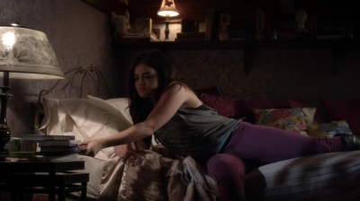 PLL_S04E20_720p_JACK_Up_DownloadSeriesHere_2517.jpg