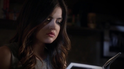 PLL_S04E20_720p_JACK_Up_DownloadSeriesHere_2526.jpg