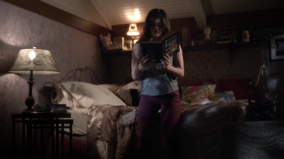 PLL_S04E20_720p_JACK_Up_DownloadSeriesHere_2539.jpg