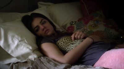 PLL_S04E21_720p_JACK_Up_DownloadSeriesHere_0207.jpg