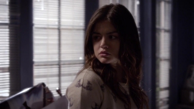 PLL_S04E21_720p_JACK_Up_DownloadSeriesHere_1077.jpg