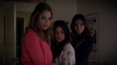 PLL_S04E21_720p_JACK_Up_DownloadSeriesHere_1215.jpg