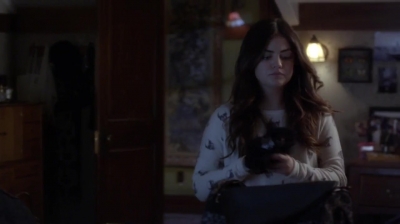 PLL_S04E21_720p_JACK_Up_DownloadSeriesHere_2446.jpg