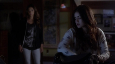 PLL_S04E21_720p_JACK_Up_DownloadSeriesHere_2455.jpg