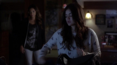 PLL_S04E21_720p_JACK_Up_DownloadSeriesHere_2456.jpg