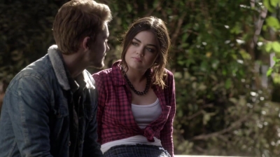 PLL_S04E22_720p_JACK_Up_DownloadSeriesHere_1140.jpg