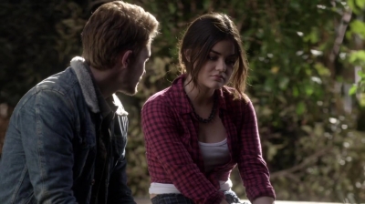 PLL_S04E22_720p_JACK_Up_DownloadSeriesHere_1210.jpg