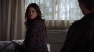 PLL_S04E22_720p_JACK_Up_DownloadSeriesHere_1353.jpg