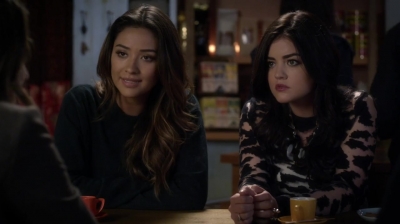 PLL_S04E23_720p_JACK_Up_DownloadSeriesHere_0148.jpg
