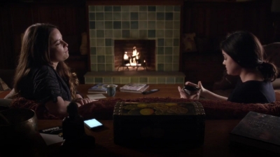 PLL_S04E23_720p_JACK_Up_DownloadSeriesHere_0929.jpg