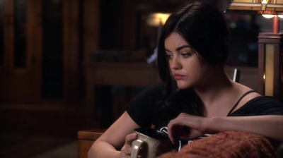 PLL_S04E23_720p_JACK_Up_DownloadSeriesHere_0955.jpg