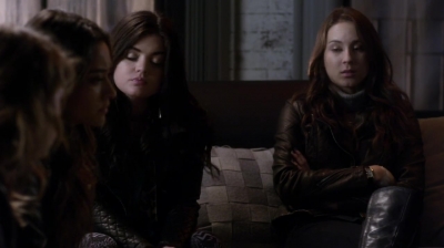 PLL_S04E24_720p_JACK_Up_DownloadSeriesHere_0110.jpg