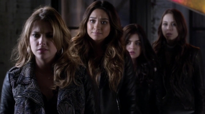 PLL_S04E24_720p_JACK_Up_DownloadSeriesHere_0127.jpg