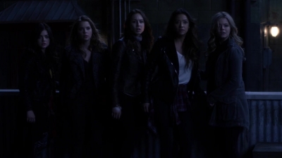 PLL_S04E24_720p_JACK_Up_DownloadSeriesHere_2415.jpg