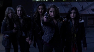 PLL_S04E24_720p_JACK_Up_DownloadSeriesHere_2446.jpg