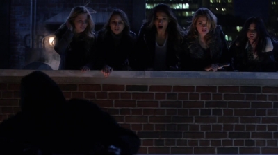 PLL_S04E24_720p_JACK_Up_DownloadSeriesHere_2463.jpg