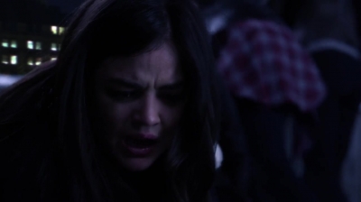 PLL_S04E24_720p_JACK_Up_DownloadSeriesHere_2518.jpg