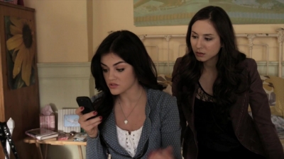 Pretty_Little_Liars_S02x01_720p_Bluray_Dual_PauloADM_1933.jpg