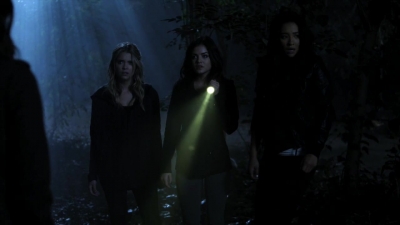 Pretty_Little_Liars_S02x14_720p_Bluray_Dual_PauloADM_2528.jpg