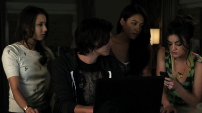 Pretty_Little_Liars_S02x18_720p_Bluray_Dual_PauloADM_0126.jpg