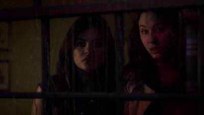 Pretty_Little_Liars_S02x25_720p_Bluray_Dual_PauloADM_0702.jpg