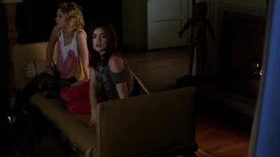 Pretty_Little_Liars_S03E01_BluRay_Rip_720p_Dual_Audio_WWW_TORRENTDOSFILMES_COM_0218.jpg