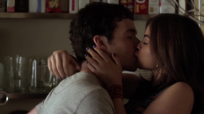Pretty_Little_Liars_S03E01_BluRay_Rip_720p_Dual_Audio_WWW_TORRENTDOSFILMES_COM_0773.jpg