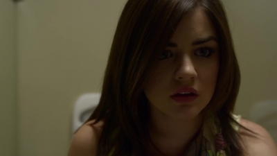 Pretty_Little_Liars_S03E01_BluRay_Rip_720p_Dual_Audio_WWW_TORRENTDOSFILMES_COM_1458.jpg
