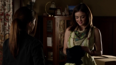 Pretty_Little_Liars_S03E01_BluRay_Rip_720p_Dual_Audio_WWW_TORRENTDOSFILMES_COM_1654.jpg