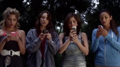 Pretty_Little_Liars_S03E01_BluRay_Rip_720p_Dual_Audio_WWW_TORRENTDOSFILMES_COM_2589.jpg