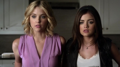 Pretty_Little_Liars_S03E07_BluRay_Rip_720p_Dual_Audio_WWW_TORRENTDOSFILMES_COM_0802.jpg