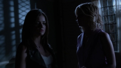 Pretty_Little_Liars_S03E07_BluRay_Rip_720p_Dual_Audio_WWW_TORRENTDOSFILMES_COM_1934.jpg