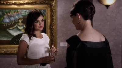 Pretty_Little_Liars_S03E08_BluRay_Rip_720p_Dual_Audio_WWW_TORRENTDOSFILMES_COM_1936.jpg