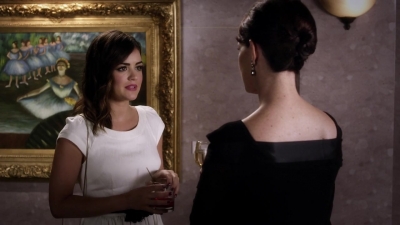 Pretty_Little_Liars_S03E08_BluRay_Rip_720p_Dual_Audio_WWW_TORRENTDOSFILMES_COM_1951.jpg