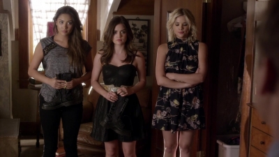 Pretty_Little_Liars_S03E15_BluRay_Rip_720p_Dual_Audio_WWW_TORRENTDOSFILMES_COM_1224.jpg