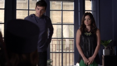 Pretty_Little_Liars_S03E21_BluRay_Rip_720p_Dual_Audio_WWW_TORRENTDOSFILMES_COM_0642.jpg