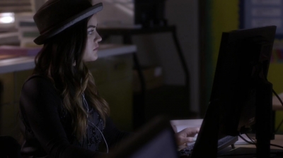 Pretty_Little_Liars_S05E04_Mini_720p_WEB-DL_Dual_RMZ-Dinho_0831.jpg