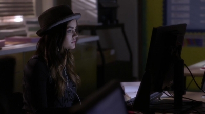 Pretty_Little_Liars_S05E04_Mini_720p_WEB-DL_Dual_RMZ-Dinho_0860.jpg