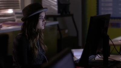 Pretty_Little_Liars_S05E04_Mini_720p_WEB-DL_Dual_RMZ-Dinho_0861.jpg
