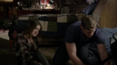 Pretty_Little_Liars_S05E21_Mini_720p_WEB-DL_Dual_RMZ-Dinho_2229.jpg