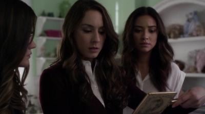 Pretty_Little_Liars_S05E23_Mini_720p_WEB-DL_Dual_RMZ-Dinho_2156.jpg