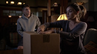Pretty_Little_Liars_S05E24_Mini_720p_WEB-DL_Dual_RMZ-Dinho_0704.jpg