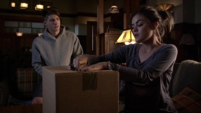 Pretty_Little_Liars_S05E24_Mini_720p_WEB-DL_Dual_RMZ-Dinho_0705.jpg