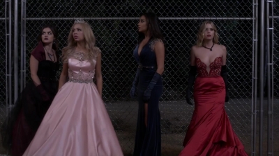 Pretty_Little_Liars_S06E01_720p_HDTV_X264-DIMENSION_0129.jpg